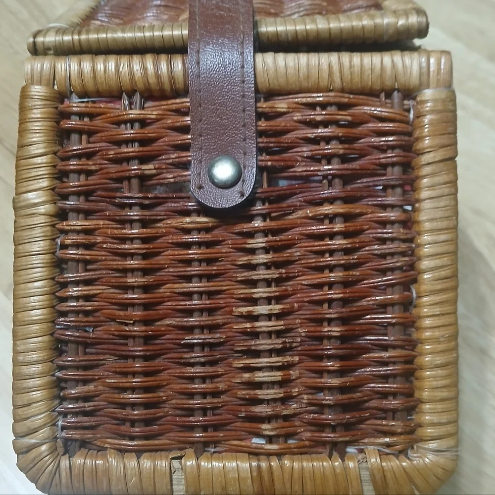 Woven Basket Wicker Leather-Look Velcro Strap Closure Red & White Polka Dot